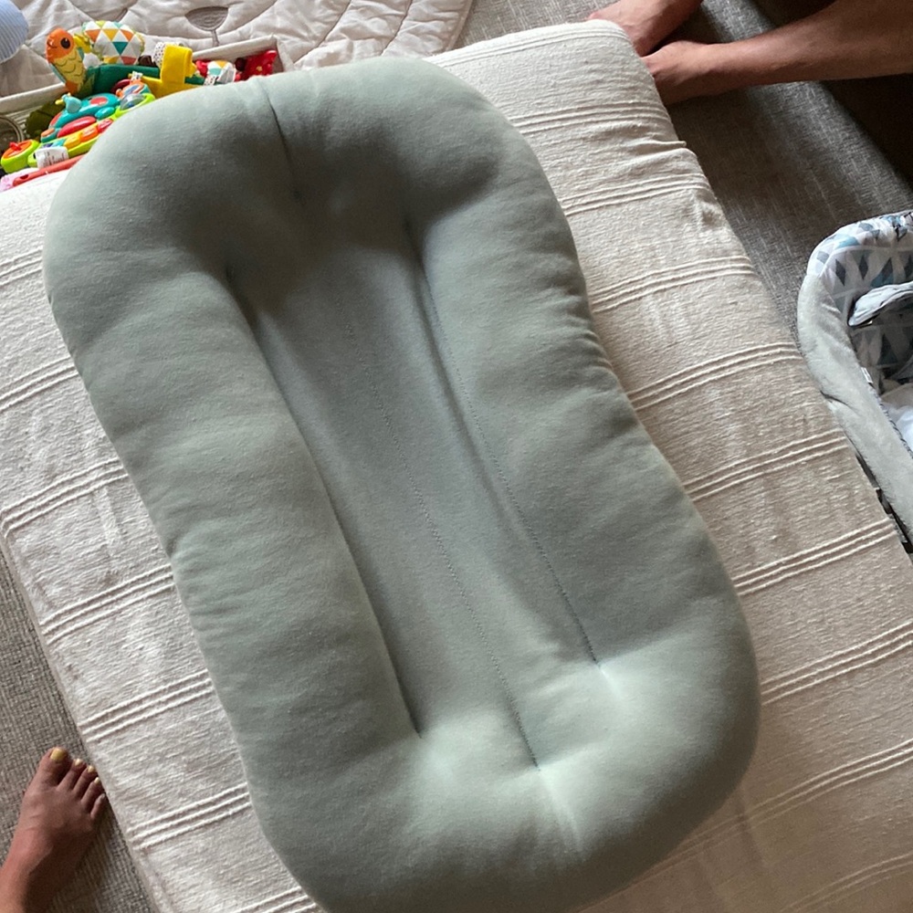 Snuggle Me Organic Infant Lounger Slate